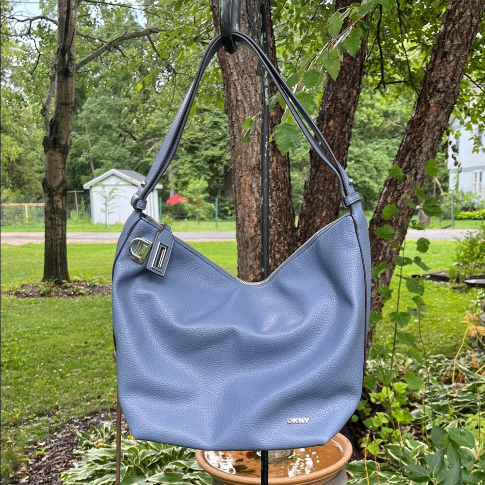 Brand New Without Tags DKNY handbag - Picture 1 of 9